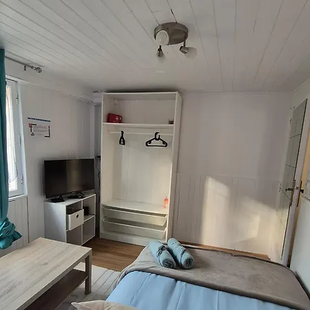 Cozy Close To Cdg, Asterix, Chantilly, Paris